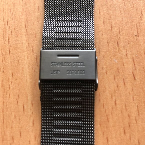 Grenen Men's Stainless Slim Steel Mesh Watch - Picture 5 of 5